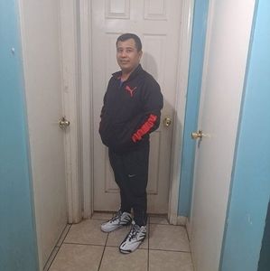 Meet your Posher, Elias